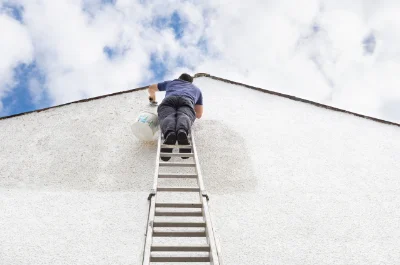 Peinture extérieure à Cox — façades et ravalement